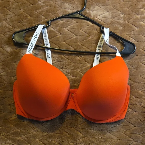 Victoria's Secret RED Bra - Picture 1 of 4